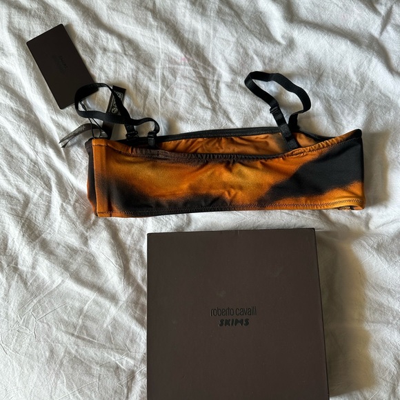 NWT SKIMS x Roberto Cavalli Tiger Print Bralette swim strapless top bikini xs - Picture 3 of 3